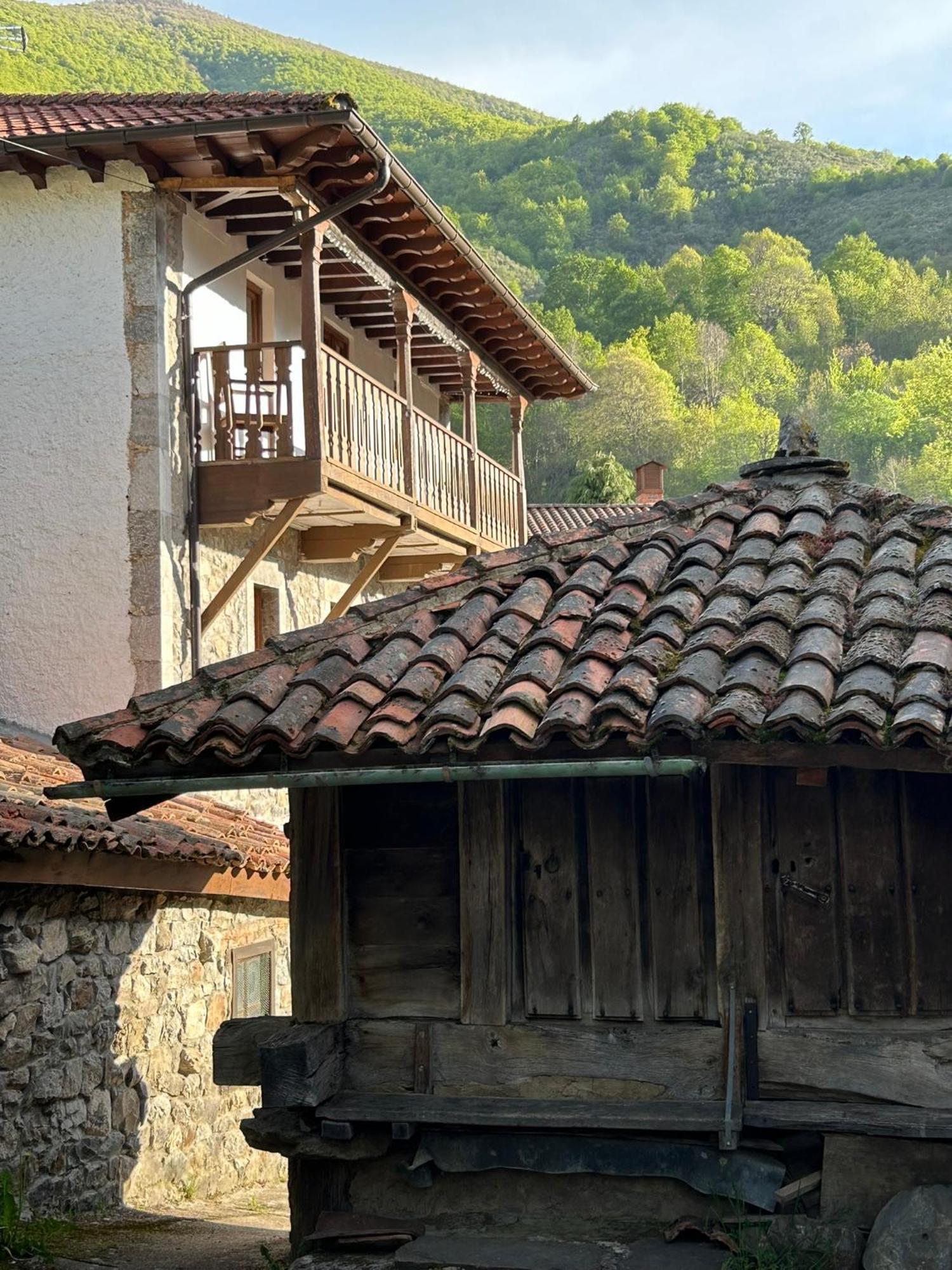 Villa La Balconada De Valdeon Posada De Valdeon Esterno foto
